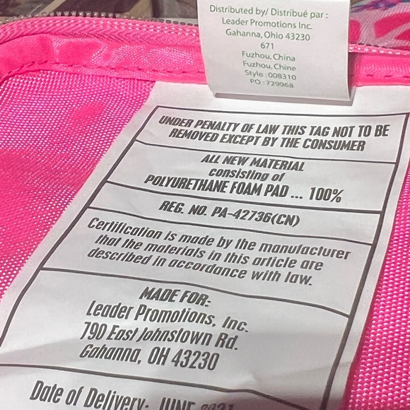 Lilly Pulitzer Packable Beach Mat Rainforest Retreat - Picture 11 of 16